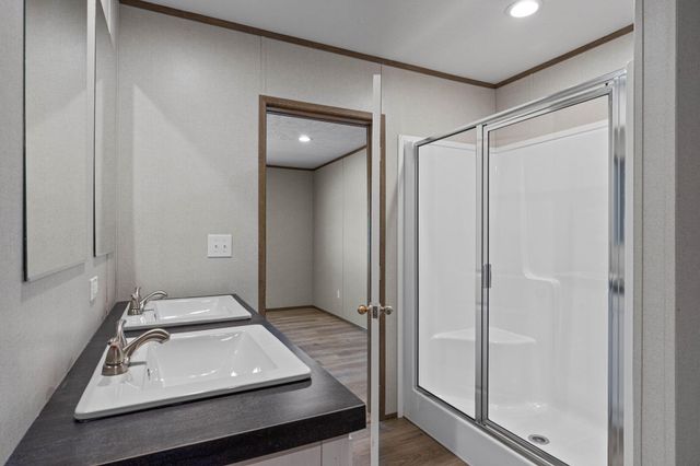 39 Bellini Road, Defuniak Springs, FL 32433