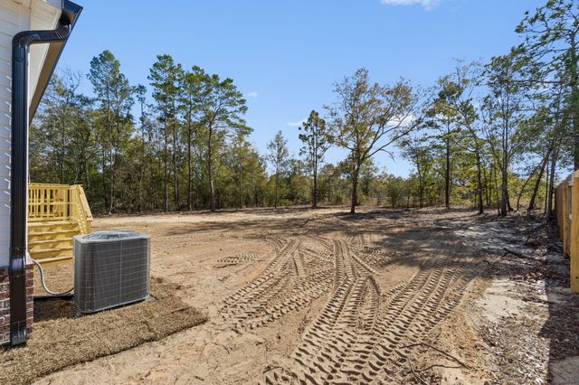 39 Bellini Road, Defuniak Springs, FL 32433