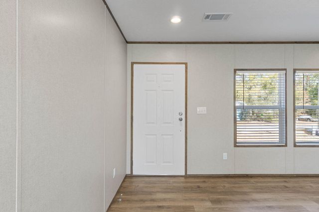 39 Bellini Road, Defuniak Springs, FL 32433