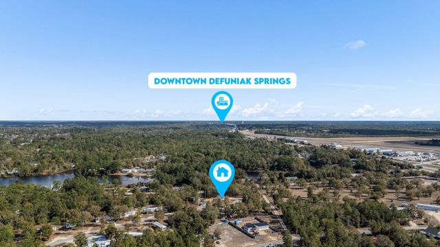 39 Bellini Road, Defuniak Springs, FL 32433