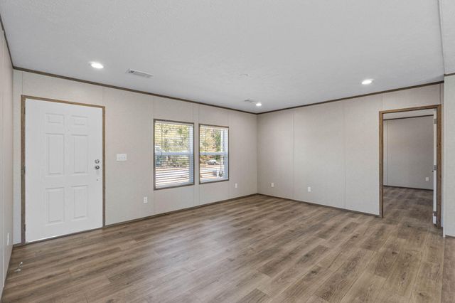 39 Bellini Road, Defuniak Springs, FL 32433