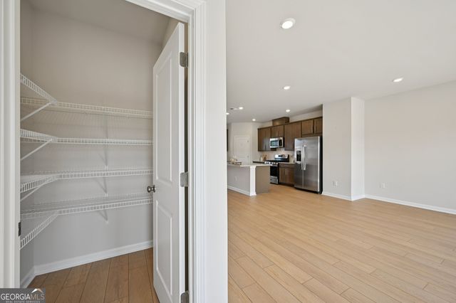 216 Wilder Ridge Way, Lawrenceville, GA 30044