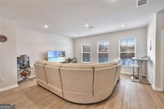 216 Wilder Ridge Way, Lawrenceville, GA 30044