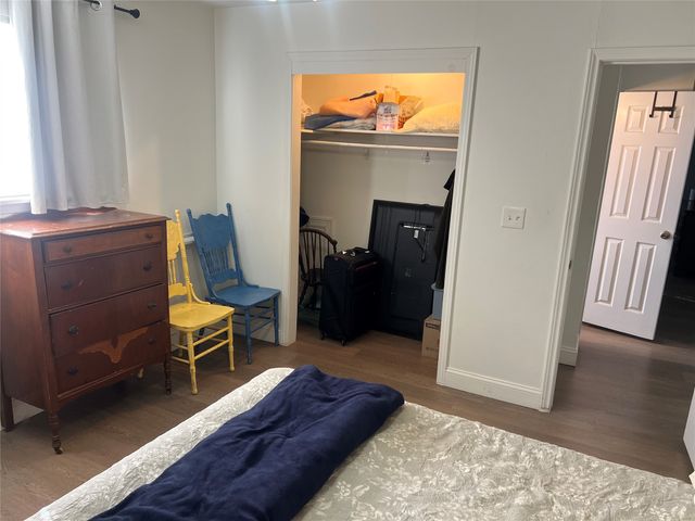 216 Woodlawn Avenue, Strawn, TX 76475