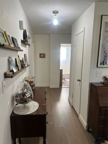 216 Woodlawn Avenue, Strawn, TX 76475