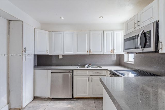 2220 SW 16th Ter, Miami, FL 33145