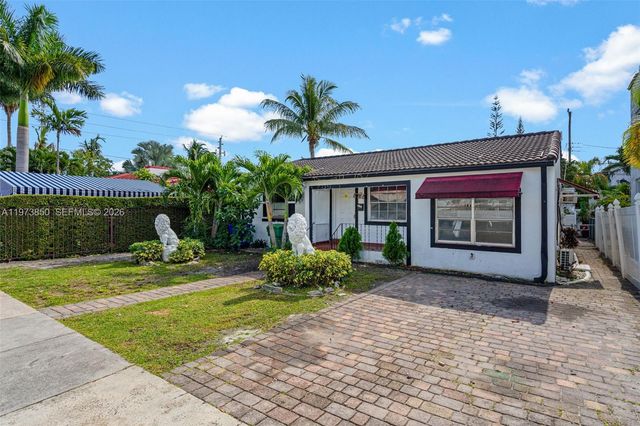 2220 SW 16th Ter, Miami, FL 33145