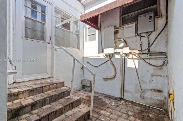 2220 SW 16th Ter, Miami, FL 33145