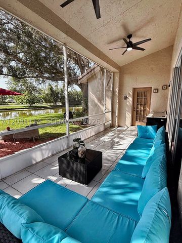 8976 Shoal Creek Ln 8976, Boynton Beach, FL 33472