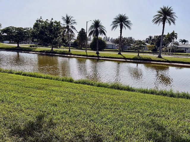 8976 Shoal Creek Ln 8976, Boynton Beach, FL 33472