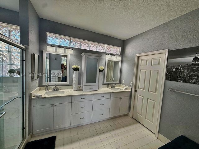 8976 Shoal Creek Ln 8976, Boynton Beach, FL 33472