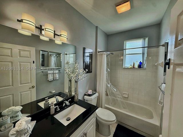 8976 Shoal Creek Ln 8976, Boynton Beach, FL 33472