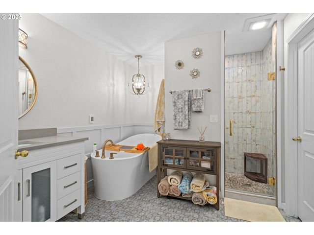 2595 Ne ROBERTS Pl, Gresham, OR 97030