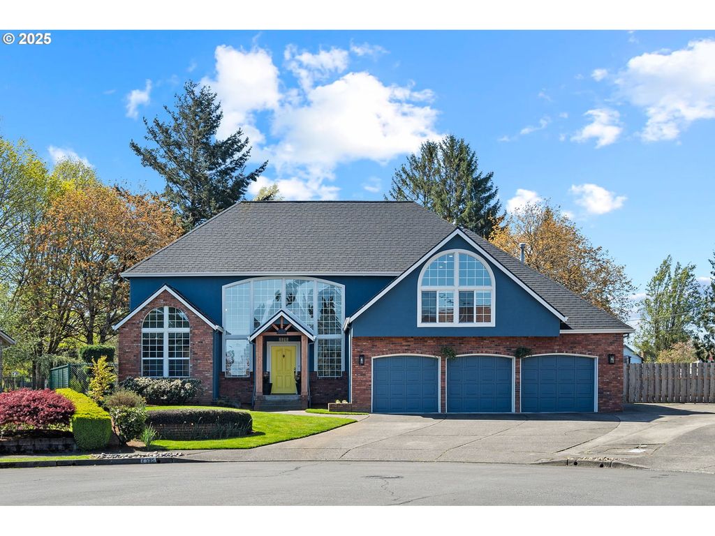 2595 Ne ROBERTS Pl, Gresham, OR 97030