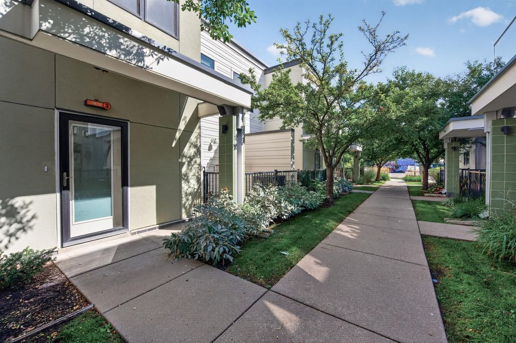 2818 Aldrich Avenue S 103, Minneapolis, MN 55408 — photo 5