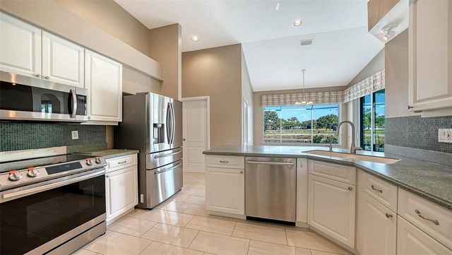 5531 DOWNHAM MEADOWS, Sarasota, FL 34235