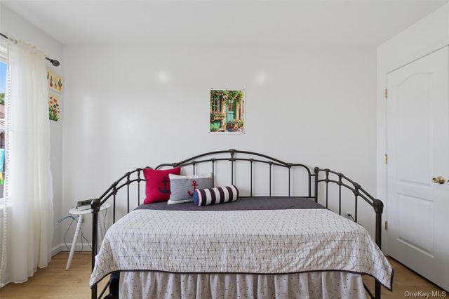 1 Butterman Place, Monsey, NY 10952