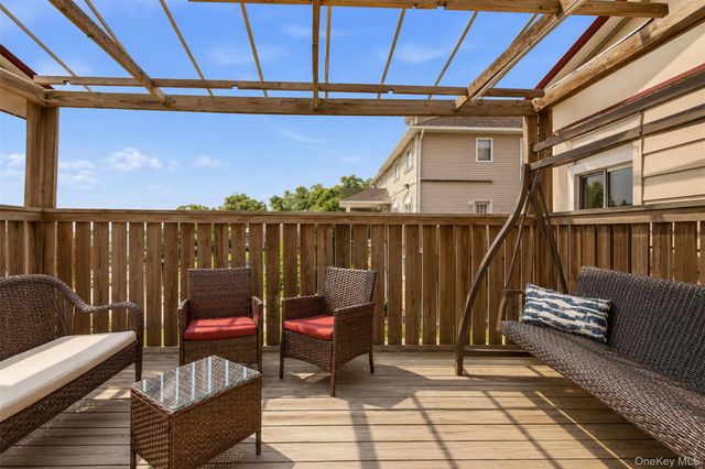 1 Butterman Place, Monsey, NY 10952