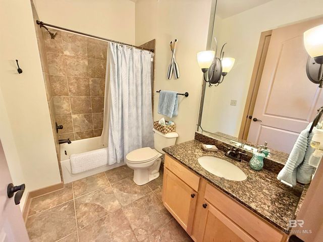 1430 Regency Road H-301, Gulf Shores, AL 36542