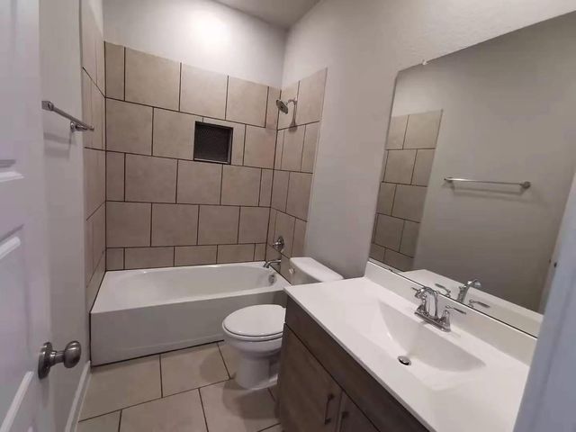 118 Dedina DR, Georgetown, TX 78626