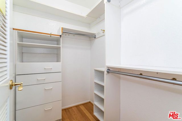 10132 Hollow Glen Circle, Los Angeles, CA 90077