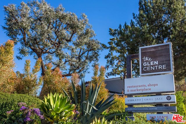 10132 Hollow Glen Circle, Los Angeles, CA 90077