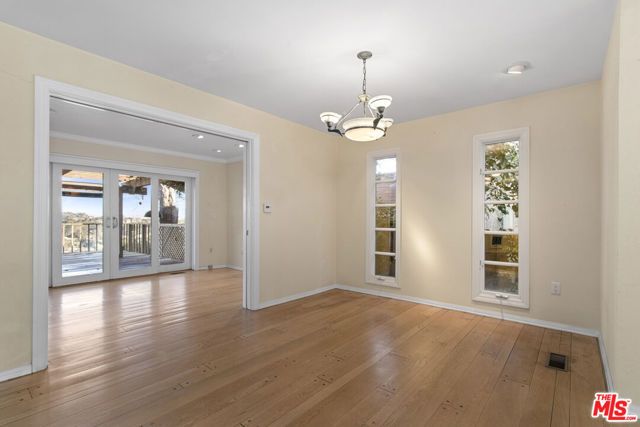 10132 Hollow Glen Circle, Los Angeles, CA 90077