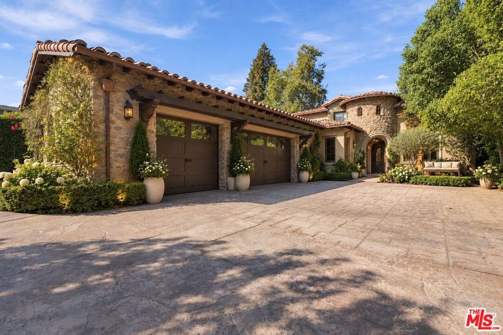 4835 Oak Park Avenue, Encino, CA 91316 — exterior