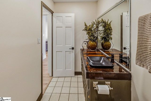 501 Bushy Creek Road, Woodruff, SC 29388