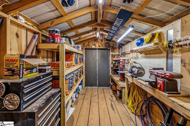 501 Bushy Creek Road, Woodruff, SC 29388