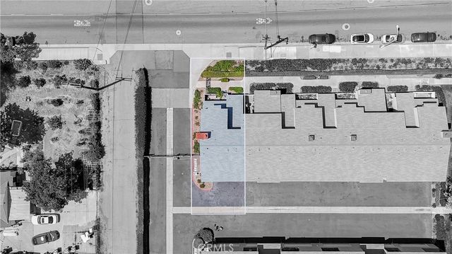 3900 W Hazard A, Santa Ana, CA 92703