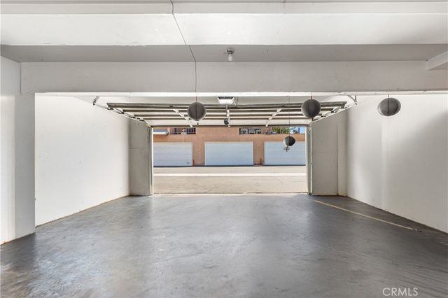 3900 W Hazard A, Santa Ana, CA 92703
