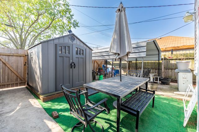 4230 Tod Avenue, East Chicago, IN 46312