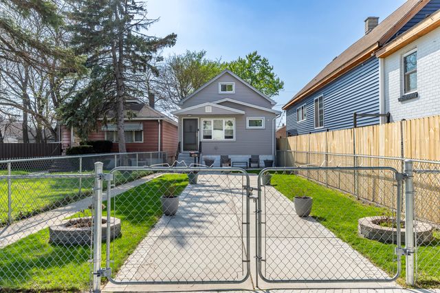 4230 Tod Avenue, East Chicago, IN 46312