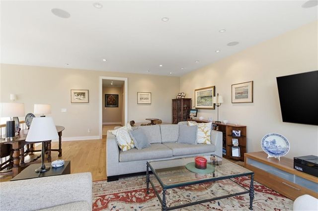 9330 Rosewood Drive, Prairie Village, KS 66207