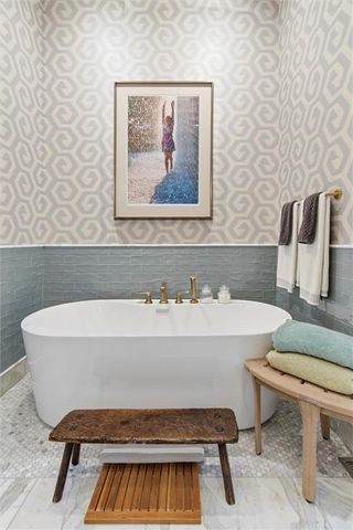 9330 Rosewood Drive, Prairie Village, KS 66207