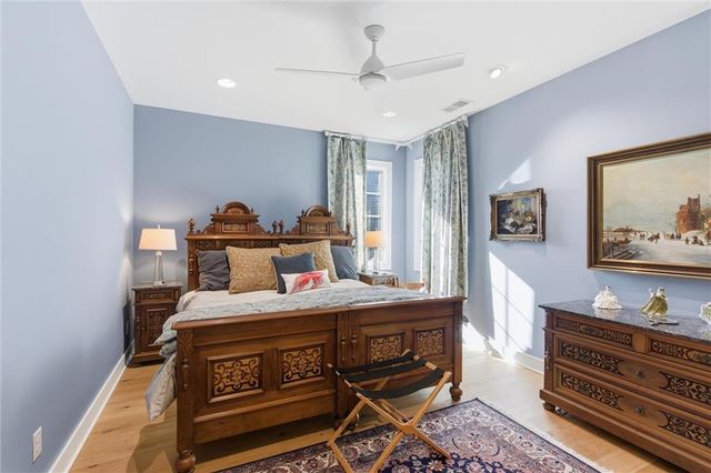 9330 Rosewood Drive, Prairie Village, KS 66207