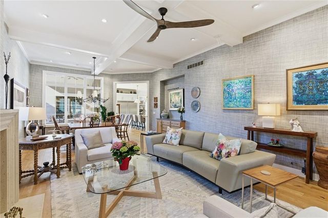 9330 Rosewood Drive, Prairie Village, KS 66207