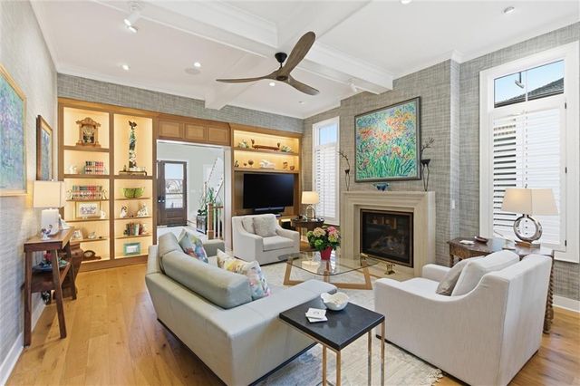 9330 Rosewood Drive, Prairie Village, KS 66207