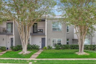 1300 Augusta Drive 23, Houston, TX 77057