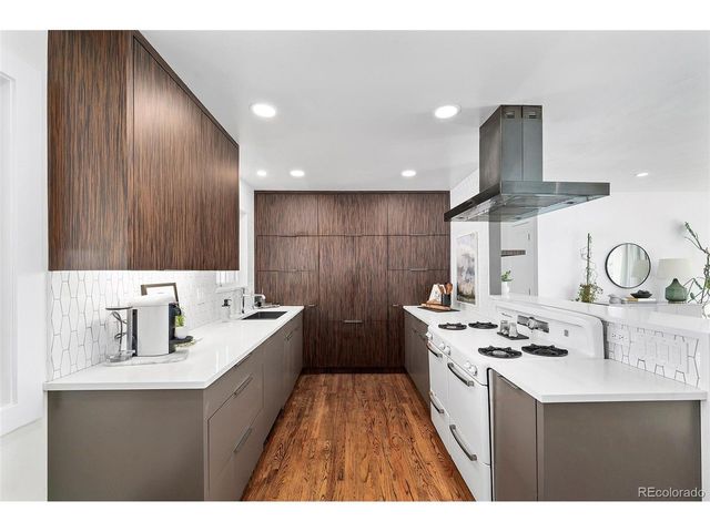 995 Salvia St, Golden, CO 80401
