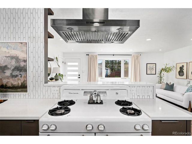 995 Salvia St, Golden, CO 80401