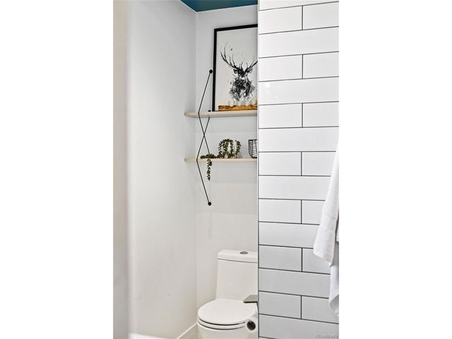 995 Salvia St, Golden, CO 80401