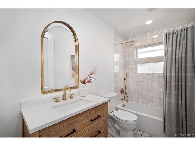 995 Salvia St, Golden, CO 80401