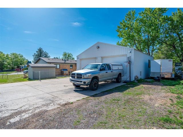 995 Salvia St, Golden, CO 80401