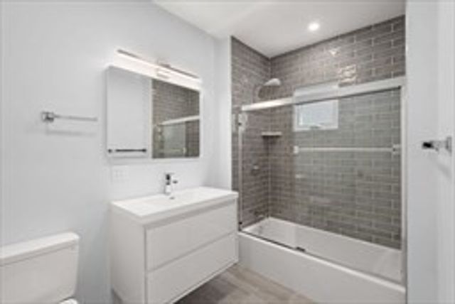 29 Rosemary St 2, Boston, MA 02130