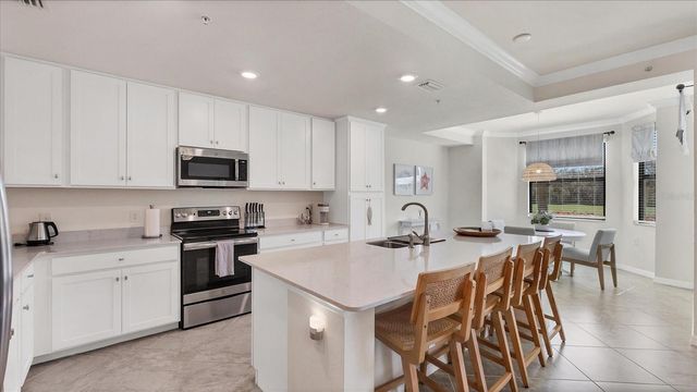 17510 GAWTHROP DRIVE 107, Bradenton, FL 34211