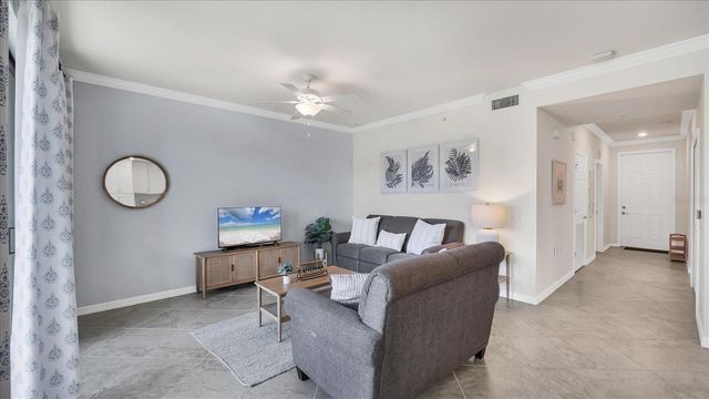 17510 GAWTHROP DRIVE 107, Bradenton, FL 34211