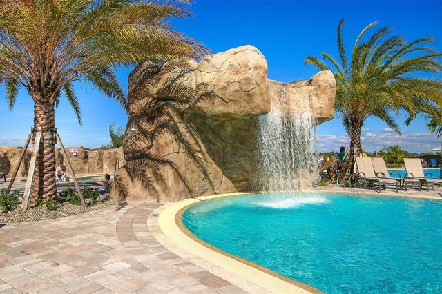 17510 GAWTHROP DRIVE 107, Bradenton, FL 34211