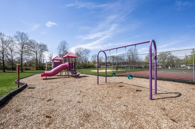 7402 Hana Road, Edison, NJ 08902